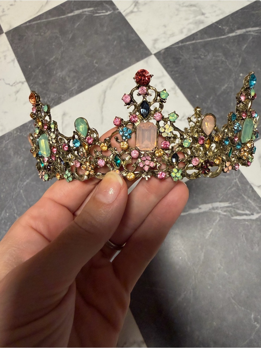 Vintage-Inspired Multicolor Jeweled Tiara Crown - Decorative Women Accessories